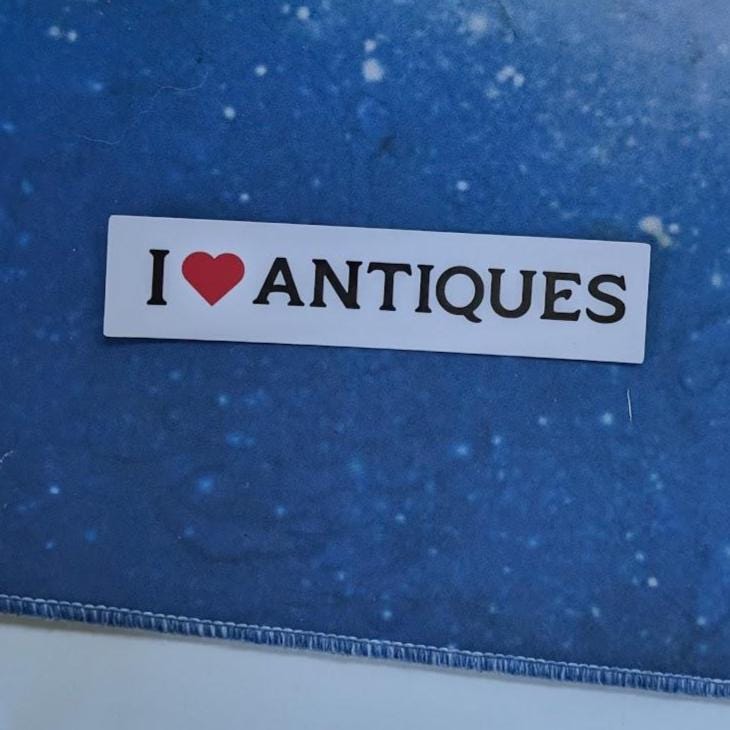 Needful I heart antiques sticker | vinyl sticker | waterproof